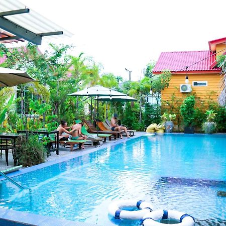 Yellow Star Hostel Kampot Kültér fotó