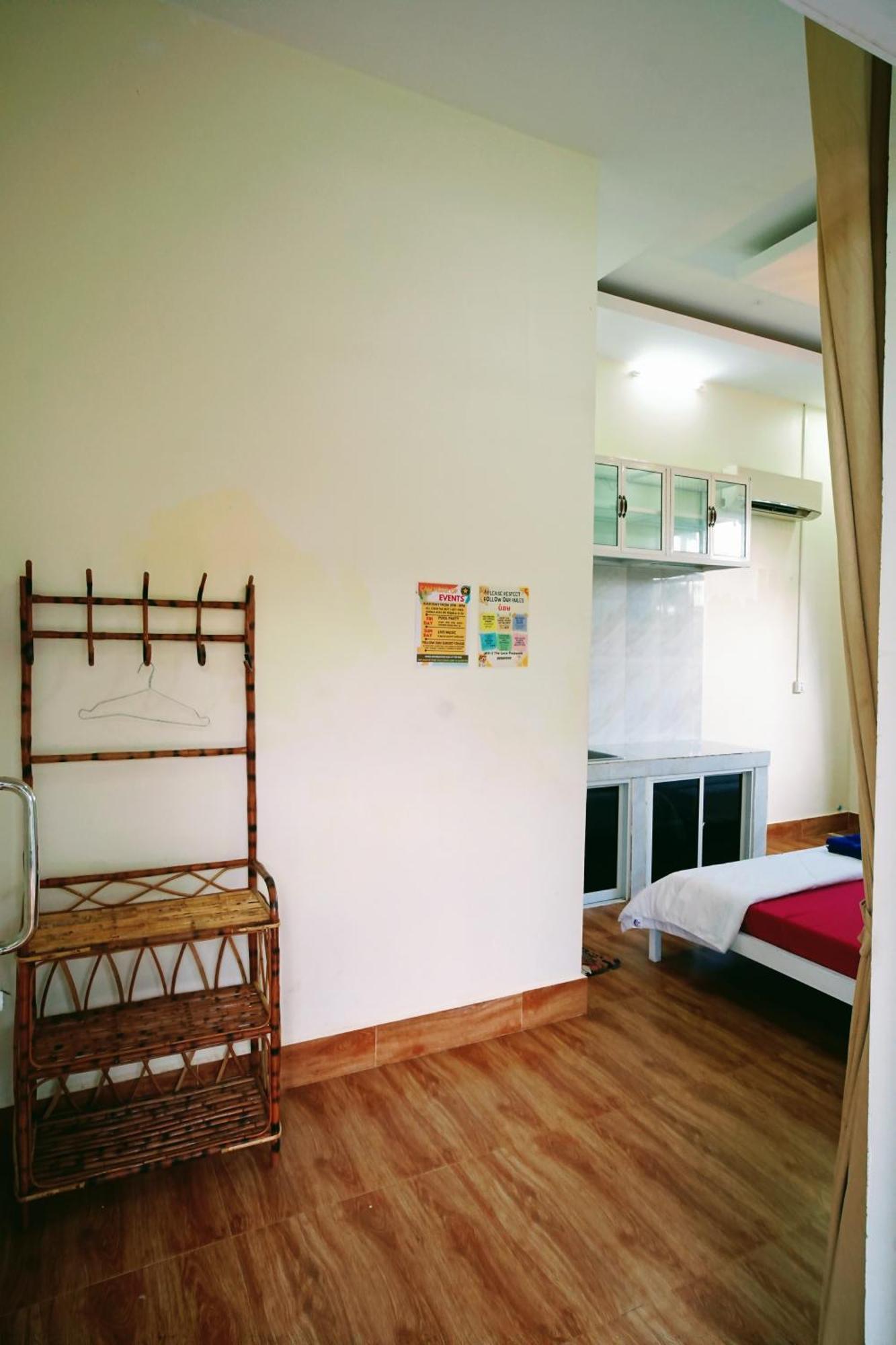 Yellow Star Hostel Kampot Kültér fotó