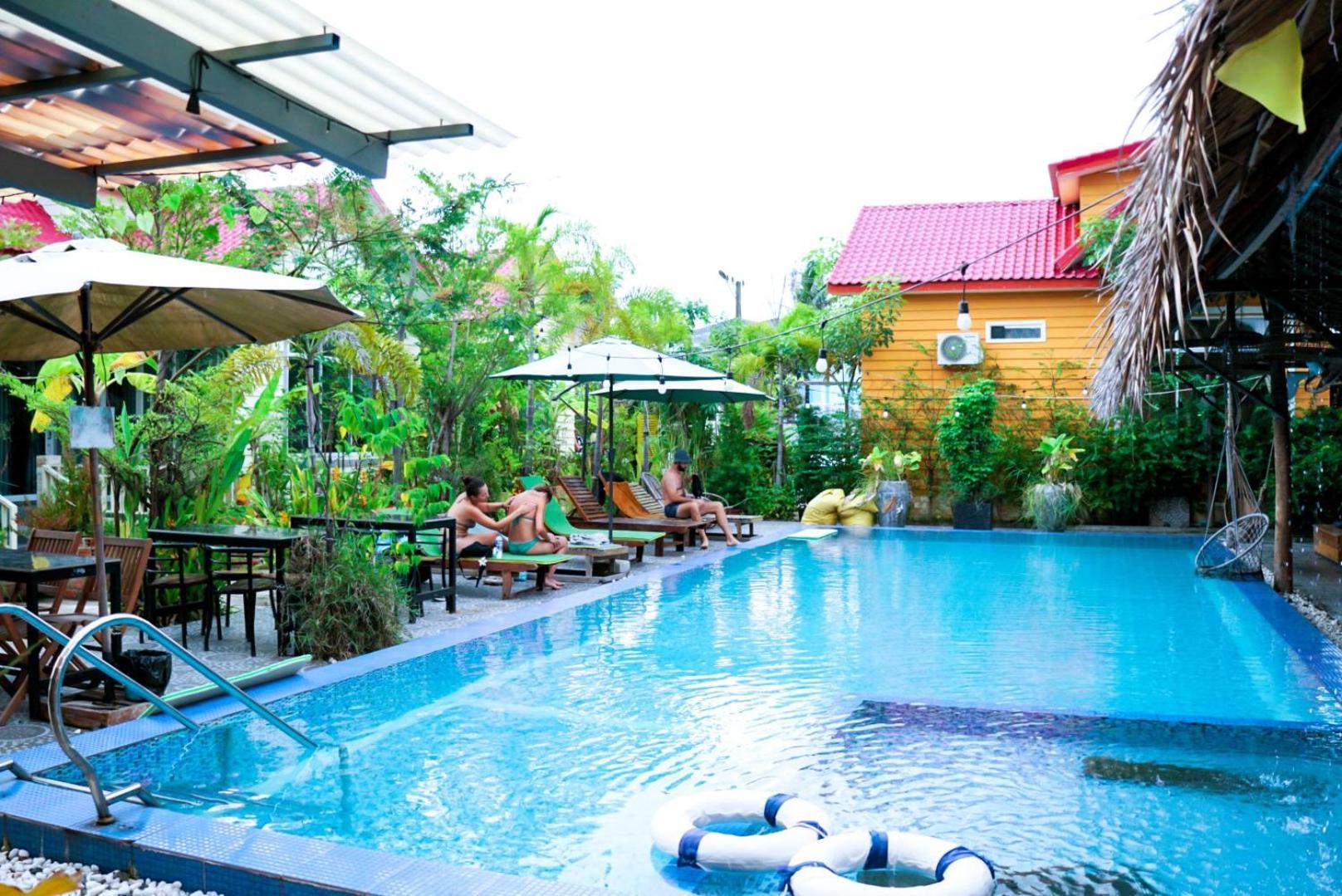 Yellow Star Hostel Kampot Kültér fotó