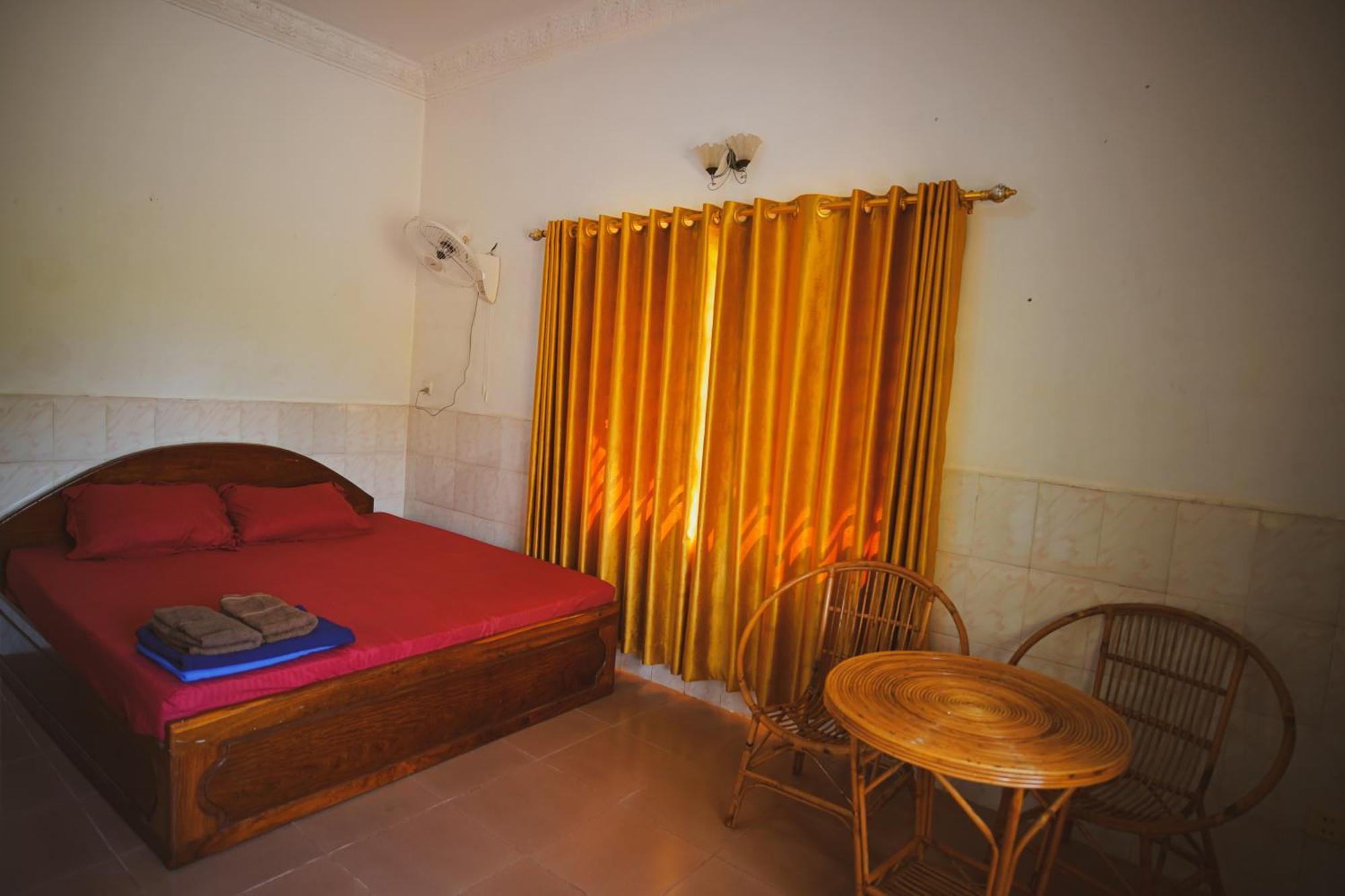 Yellow Star Hostel Kampot Kültér fotó