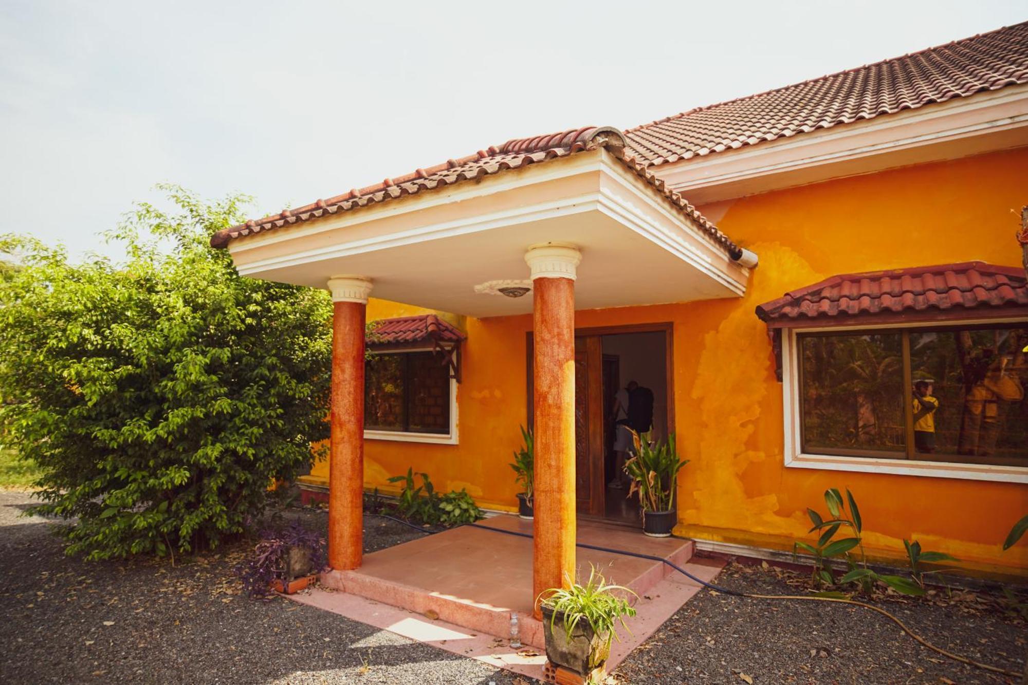 Yellow Star Hostel Kampot Kültér fotó